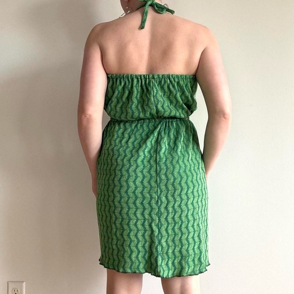 My “watermelon dress” — green zig zag pattern pull on strapless / halter dress - Picture 5 of 13